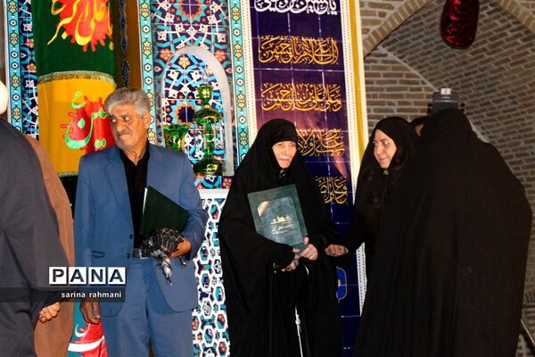 حضور خبرنگاران دانش‌آموز در اجلاس بین المللی پیرغلامان و خادمان حسینی در کرمانشاه