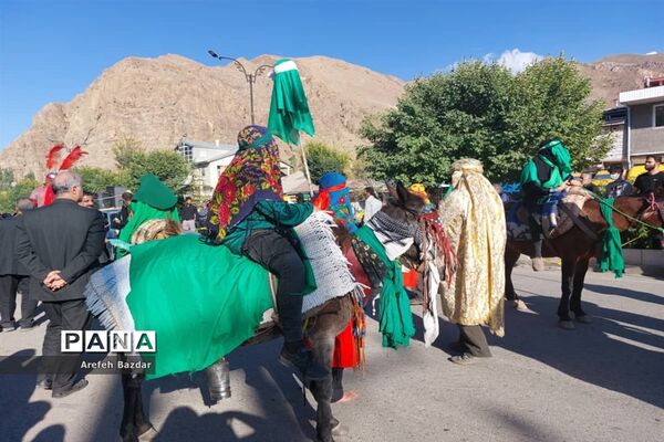 حرکت نمادین ورود اسرای مظلوم کربلا به شهر شام