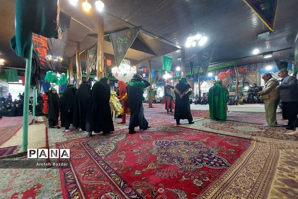 حرکت نمادین ورود اسرای مظلوم کربلا به شهر شام