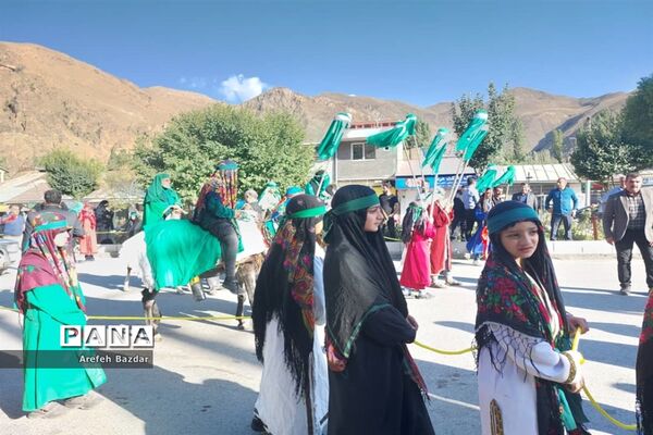 حرکت نمادین ورود اسرای مظلوم کربلا به شهر شام