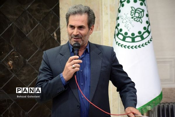 نشست جهاد تبیین اعضای سازمان دانش‌آموزی در اردوی قطب 5  آذربایجان غربی