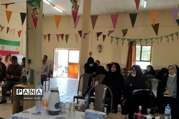 برپایی میز خدمت در آموزشگاه استثنایی صابرین آموزش و پرورش اسلامشهر