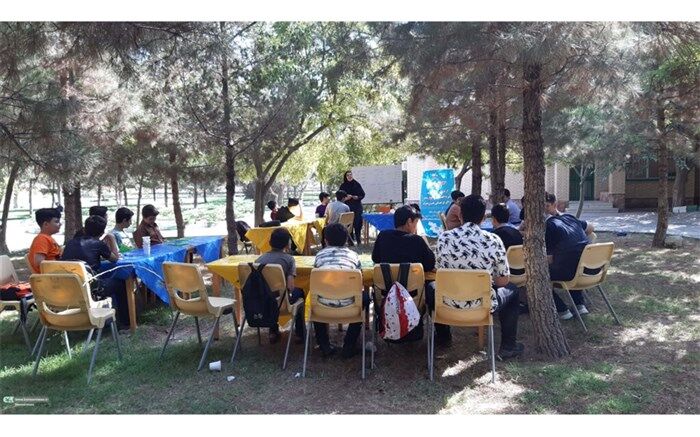 اردوهای کارآفرینی نوجوانان گامی در مسیر تحقق شعار سال است