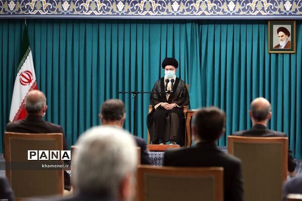دیدار رئیس‌جمهوری و اعضاء هیئت دولت با رهبر معظم انقلاب اسلامی