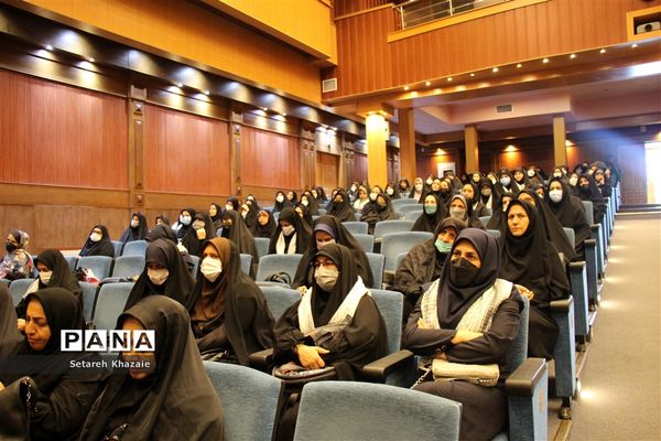 مراسم بزرگداشت هفته دولت به‌میزبانی آموزش و پرورش ناحیه 6 مشهد