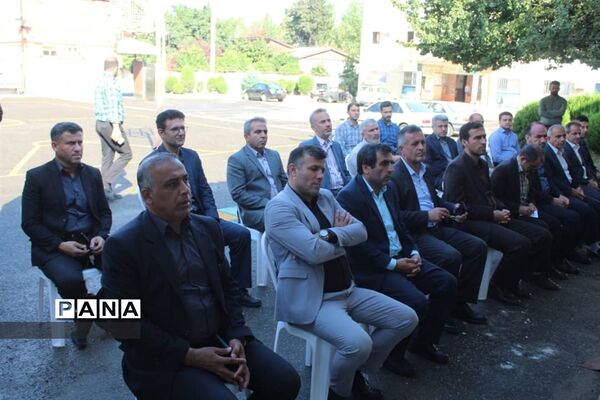 افتتاح و بهره‌برداری پروژهای آموزشی و تولیدی و عمرانی در محمود آباد