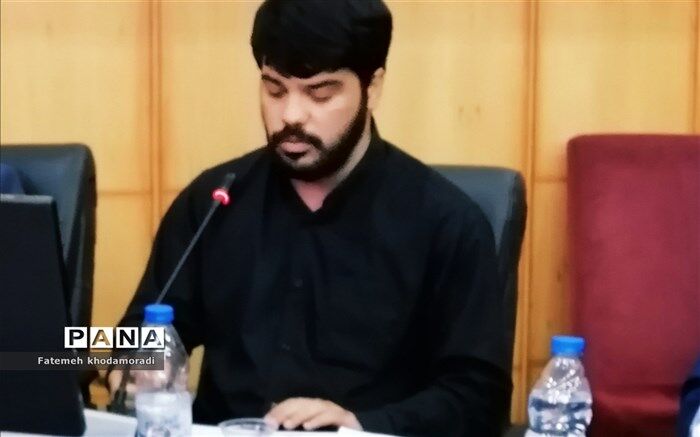 بررسی ابعاد رویکرد تحولی سازمان دانش‌آموزی در نشست هم‌اندیشی معاونان پرورشی استان فارس