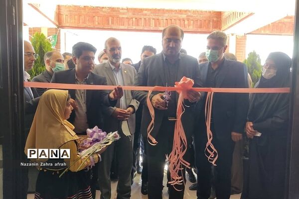 افتتاح مدرسه خیرساز مهرآفرین روستای مهرآباد رودهن در هفته دولت