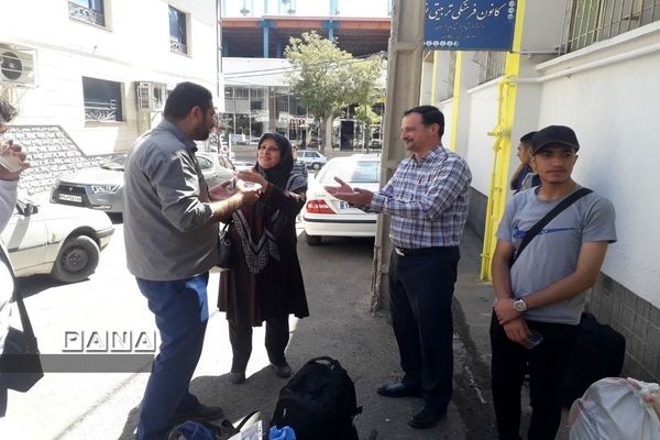 بازگشت دانش‌آموزان عضو سازمان دانش‌آموزی استان زنجان از اردوی قطبی