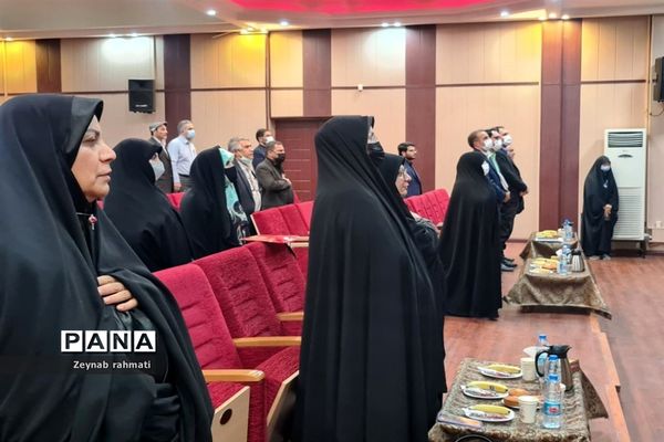 برگزاری جلسه پروژه مهر با حضور مدیران مدارس منطقه ۱۳