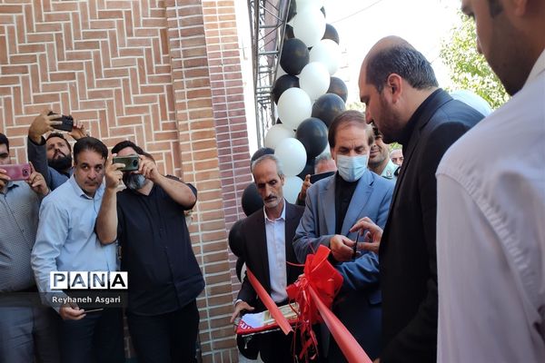 رونمایی از نمایشگاه دائمی شهرستان قرچک با حضور استاندار تهران