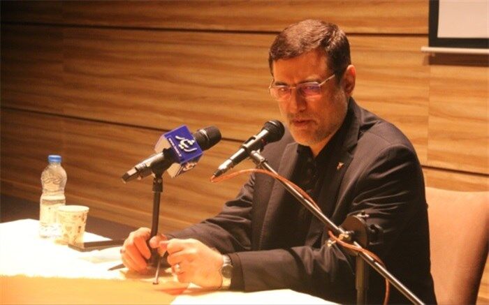 استفاده از ظرفیت‌های نخبگان ایثارگر برای حل مشکلات جامعه ضروری است