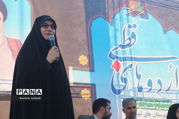 افتتاحیه اردوی قطبی دختران در اردوگاه دماوند