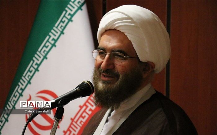 اربعین یک رسانه بین‌المللی منحصر به‌فرد برای جهانی‌سازی حماسه حسینی است
