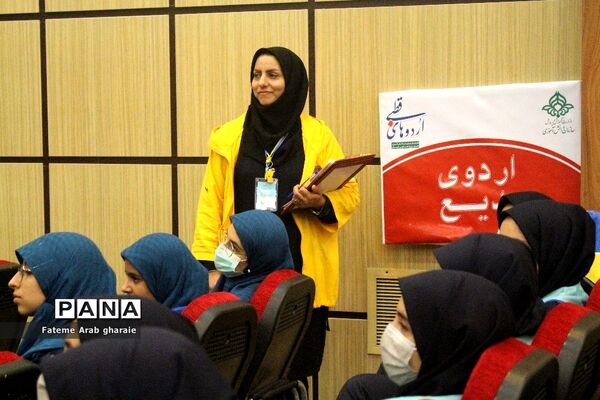 برگزاری دوره آموزش خبرنویسی در اردوی قطبی اعضای سازمان دانش‌آموزی