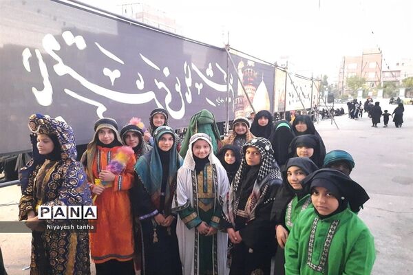 همایش بزرگ دختران و مادران حسینی