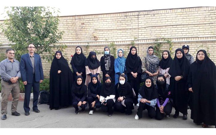 اعزام دانش‌آموزان عضو سازمان دانش‌آموزی اردبیل به اردوی قطبی