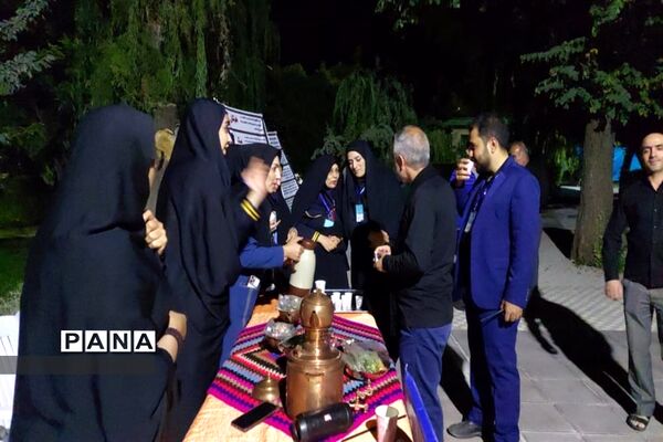 حضور اعضای دختر سازمان دانش‌آموزی البرز در اردوی قطبی دماوند