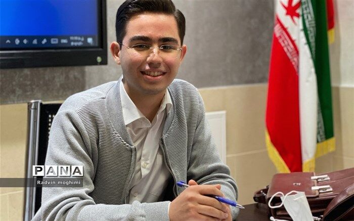 دانش‌آموزان در سازمان دانش‌آموزی کار گروهی و ‌اعتماد به یکدیگر را می‌آموزند