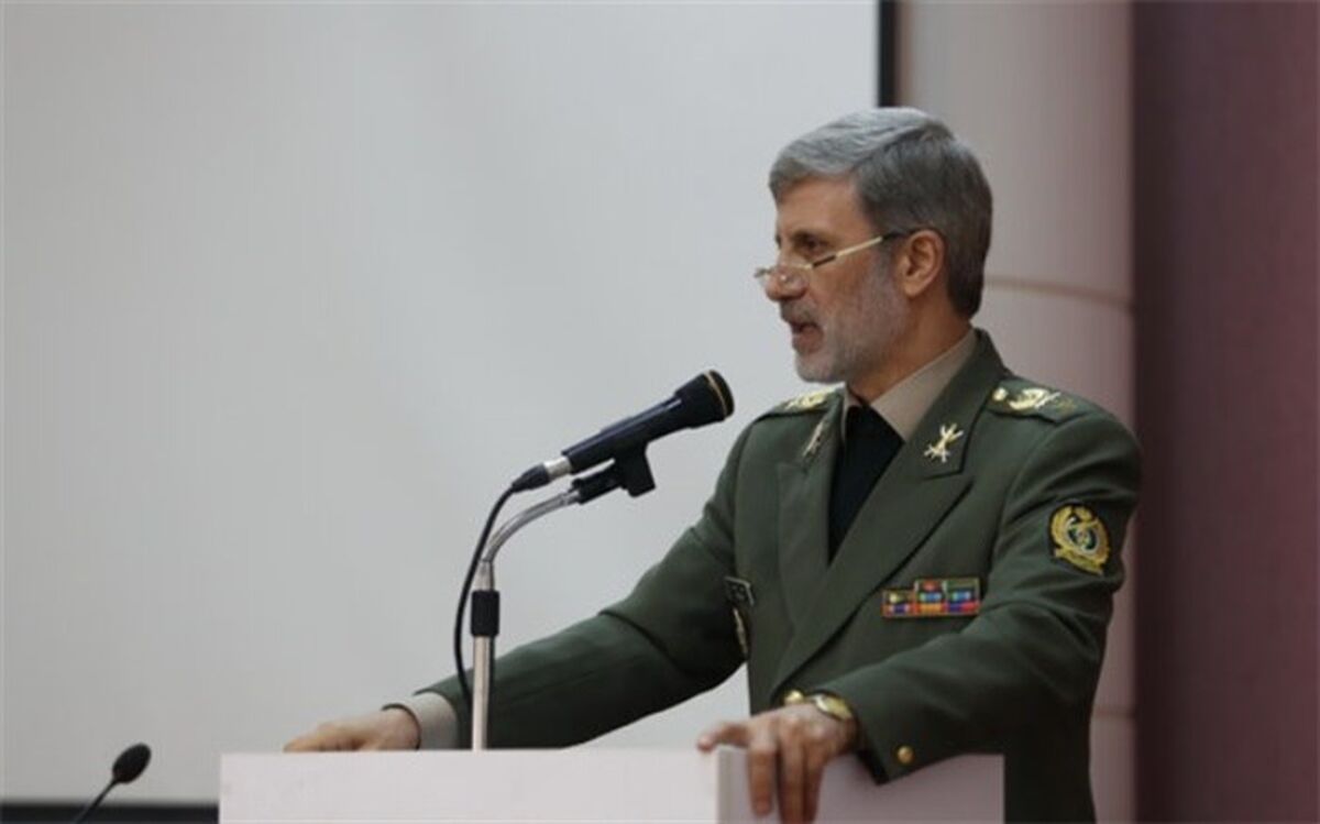 امیر حاتمی: دفاع مقدس به ما آموخت که قدرت دفاعی قابل مذاکره نیست