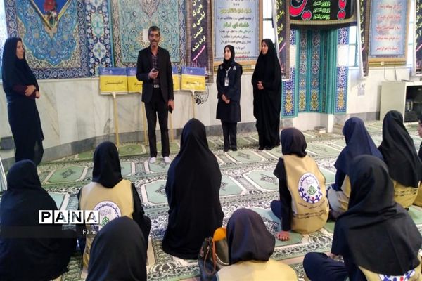 برگزاری دوره خبرنگاری در اردوی قطبی اصفهان