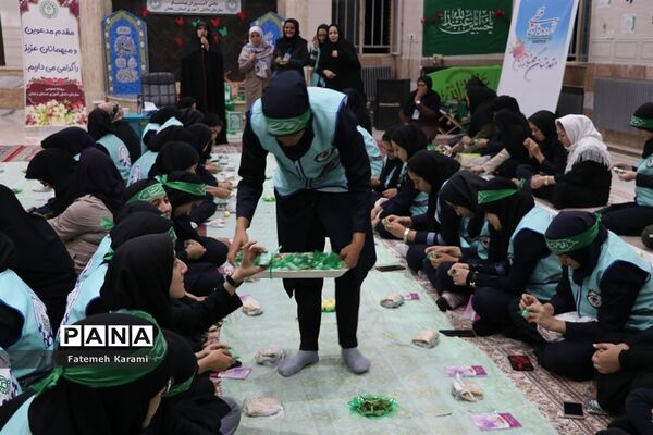 برنامه فرهنگی سوگواری حضرت رقیه (س) اعضای دختر سازمان دانش‌آموزی قطب 5 آذربایجان غربی