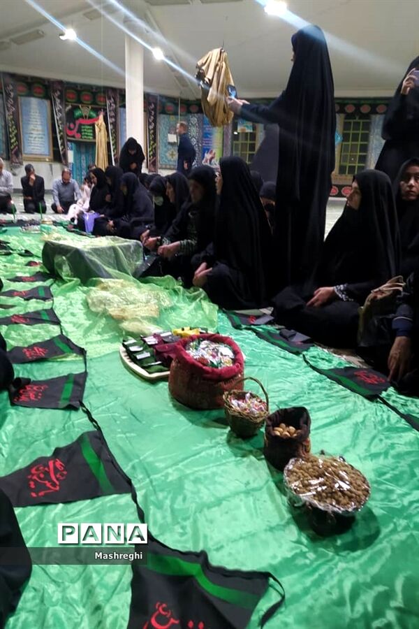 برپایی سفره حضرت رقیه در اردوی قطبی - اصفهان