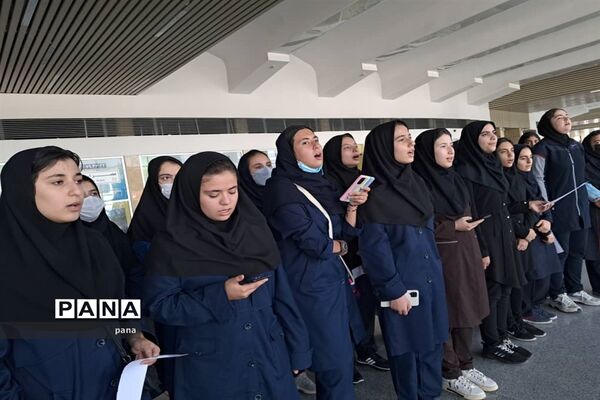 دانش‌آموزان دختر اعضای سازمان دانش‌آموزی آذربایجان شرقی در اردوی قطبی