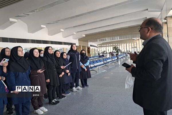 دانش‌آموزان دختر اعضای سازمان دانش‌آموزی آذربایجان شرقی در اردوی قطبی