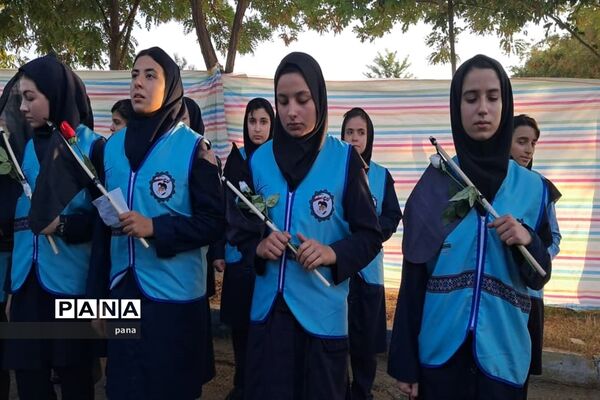 دانش‌آموزان دختر اعضای سازمان دانش‌آموزی آذربایجان شرقی در اردوی قطبی