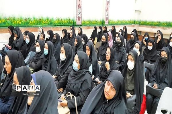 دوره‌ توانمندسازی و مهارت‌افزایی مربیان پیش‌دبستانی و مهدهای کودک در اسلامشهر