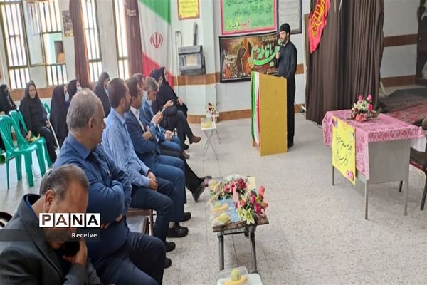 دیدار رئیس سازمان دانش‌آموزی فارس با مربیان و دانش‌آموزان در کوار