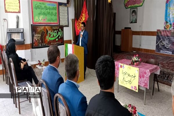دیدار رئیس سازمان دانش‌آموزی فارس با مربیان و دانش‌آموزان در کوار