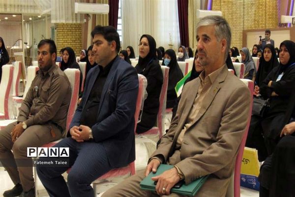 اولین روز حضور دانش‌آموزان خوزستان در اردوی قطبی لرستان