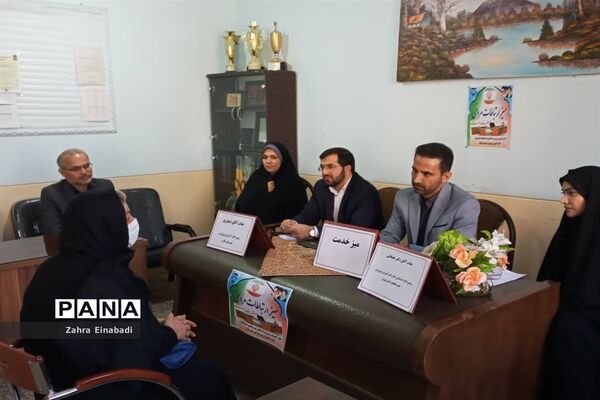 برگزاری میز خدمت مدارس استثنائی در شهرستان ملارد