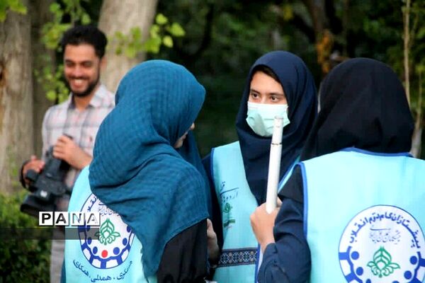 دوره آموزش چادرزنی و اسکان در طبیعت، در اردوی قطبی دختران