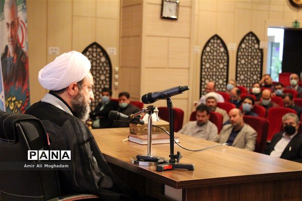 افتتاحیه اولین دوره دانش‌افزایی و توانمندسازی اساتید بسیجی