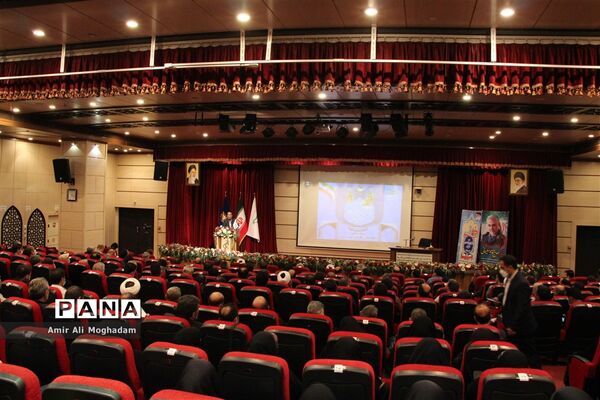 افتتاحیه اولین دوره دانش‌افزایی و توانمندسازی اساتید بسیجی
