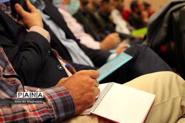 افتتاحیه اولین دوره دانش‌افزایی و توانمندسازی اساتید بسیجی