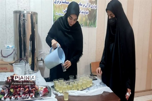 برگزاری همایش ریحانه‌های حسینی در کانون امید منطقه ۱۴