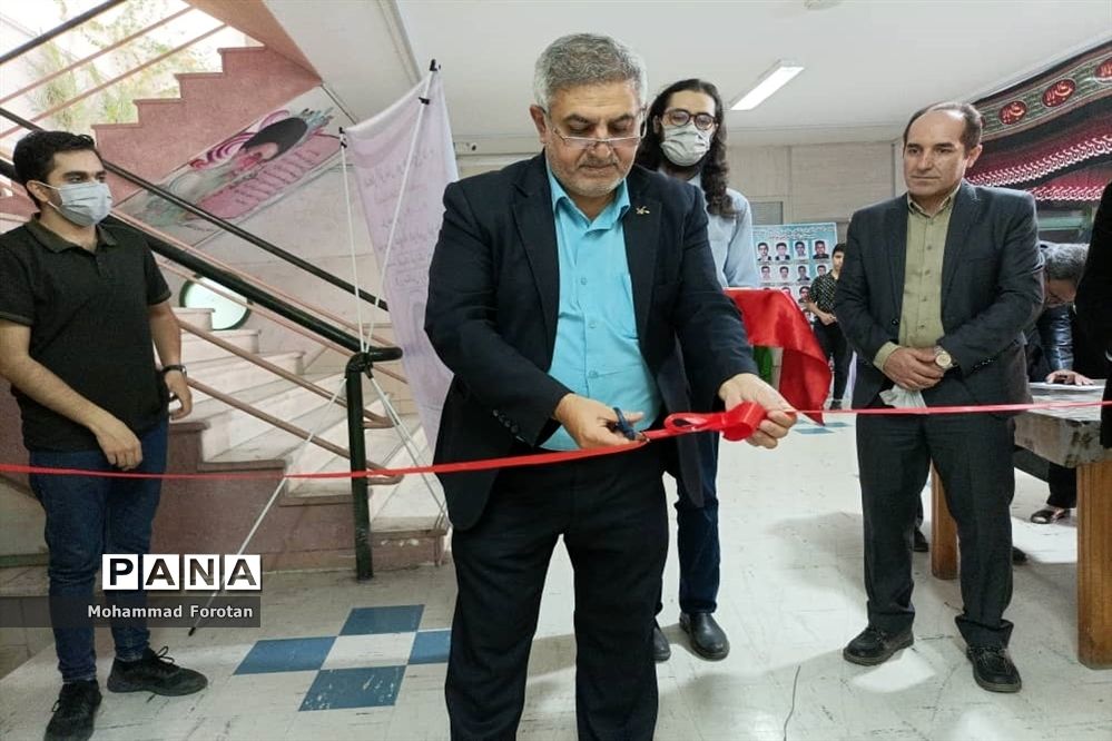 آئین افتتاحیه موزه و نمایشگاه دبیرستان توحید