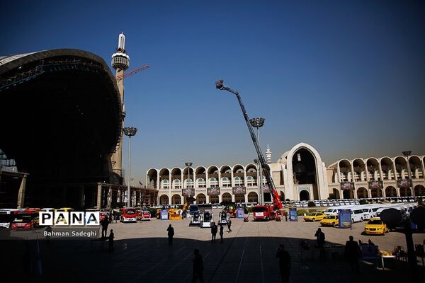 مراسم رونمایی و واگذاری مرحله نخست ناوگان حمل و نقل شهری