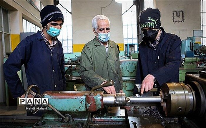 خلأ‌های ارتباط دانش‌آموزان با کسب‌وکارها