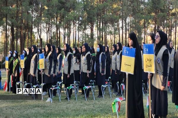 حضور دانش‌آموزان یزد در اردوی قطب اصفهان