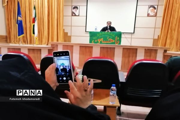 برگزاری دوره آموزشی ویژه مسئولان اجتماعی حوزه‌ها و پایگاه‌های محلات توسط معاونت اجتماعی سپاه ثارالله‌