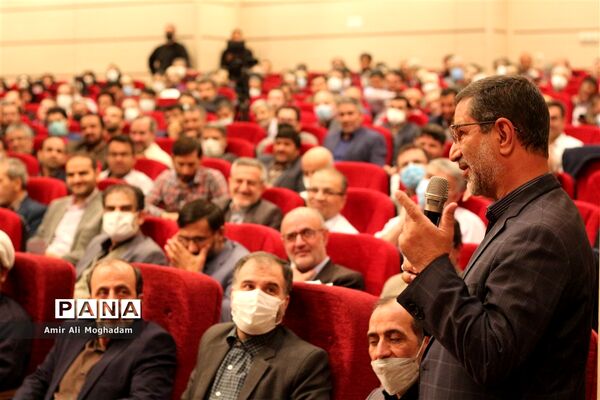 حضور سردار سلامی، در جلسه دانش‌افزایی و توانمندسازی اساتید بسیجی