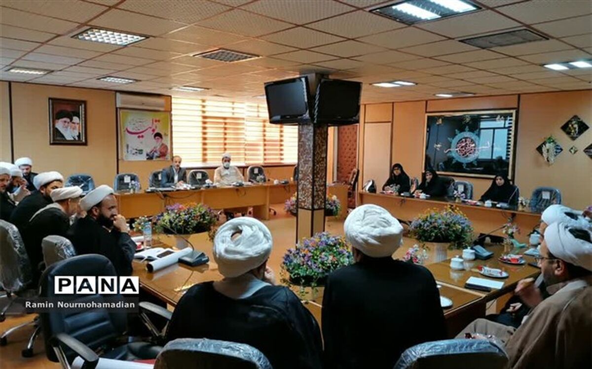 پیوند بین مدرسه و مسجد لازمه به ثمر رسیدن یک تربیت همه‌جانبه و اصولی و بدون تعارض برای دانش‌آموز است