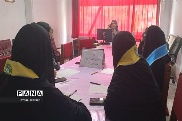 جلسه مجلس دانش‌آموزی در شهرستان قائمشهر