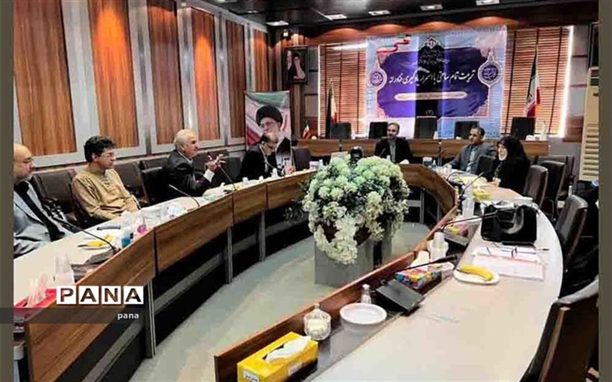 عملیاتی کردن سند تحول بنیادین با ایده‌های فناورانه باید در دستور کار مدارس سمپاد قرار بگیرد