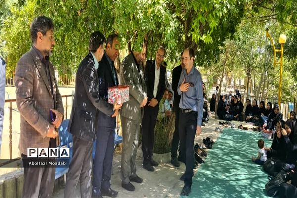 تجلیل از بهورزان نمونه کاشمری